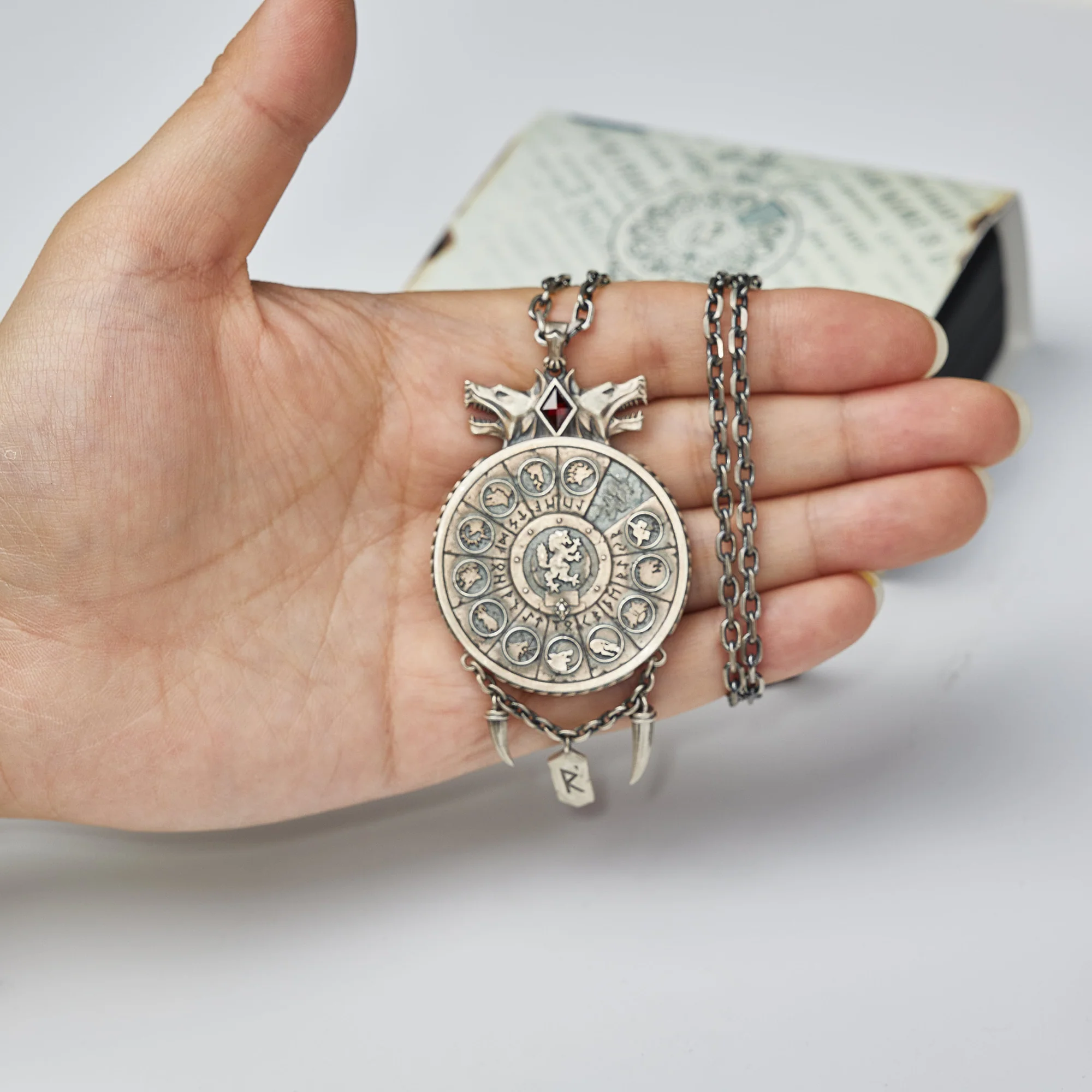 Warhammer 40K Vlka Fenryka Grand Annulus Pendant Silver Space Wolf by Starforged - Image 6