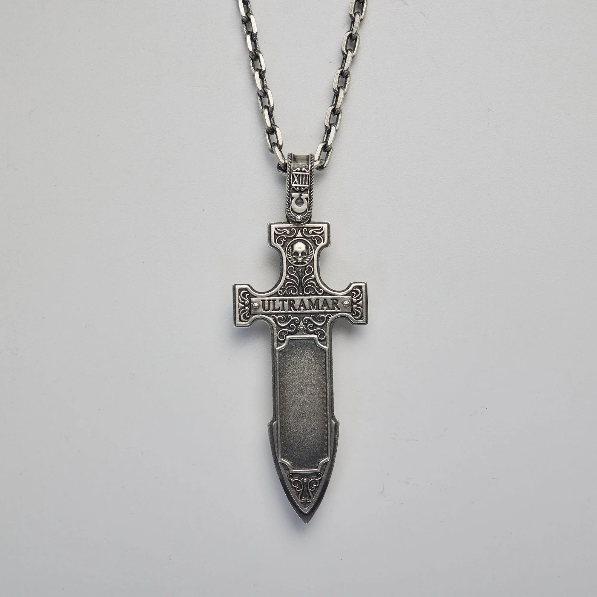 Warhammer 40K Blade of Roboute Guilliman Gladius Incandor Pendant by Starforged - Image 4