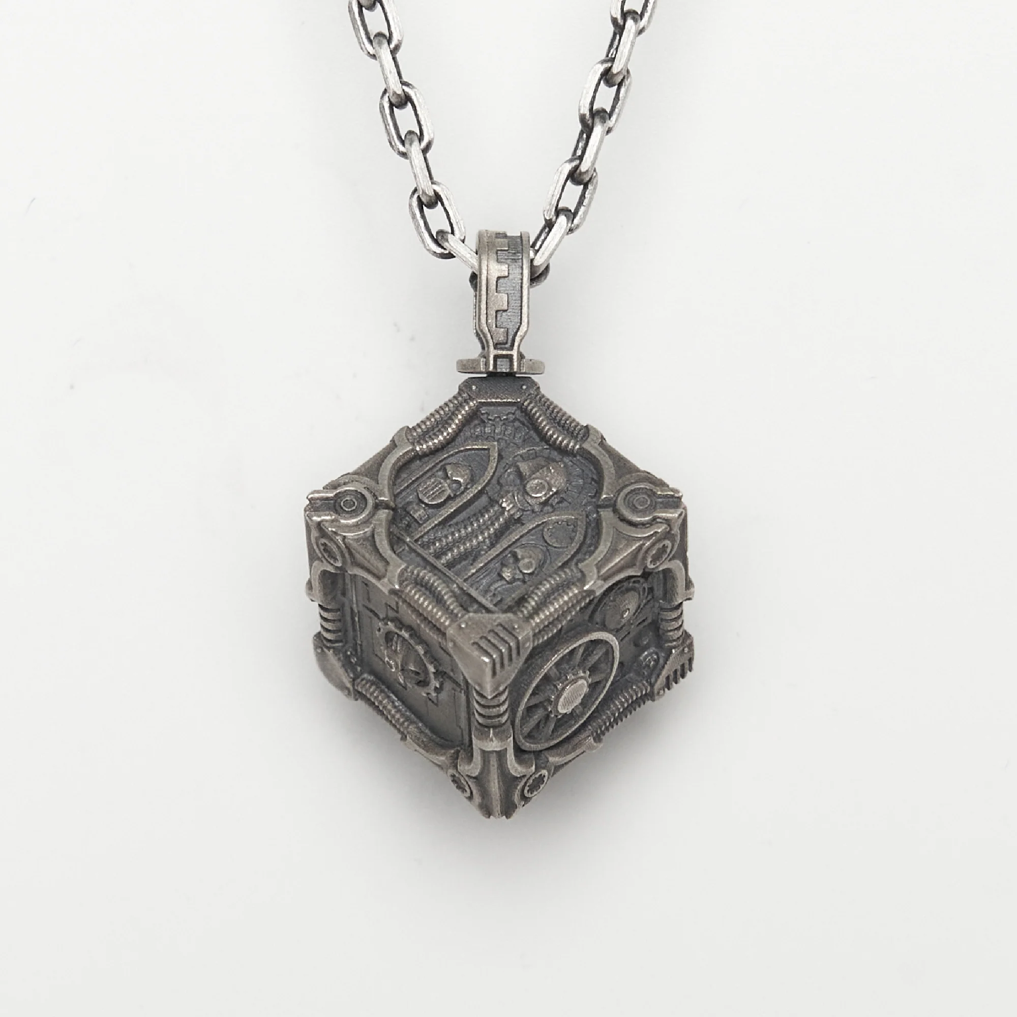 Warhammer 40K Adeptus Mechanicus Pendant Mechanicum Cogitator Dicecore by Starforged - Image 6